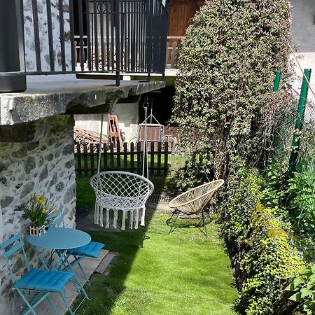 La Tour Charmant Tres Bien Situe Minimum 2 Nuits Merci Tours-en-Savoie Exterior photo