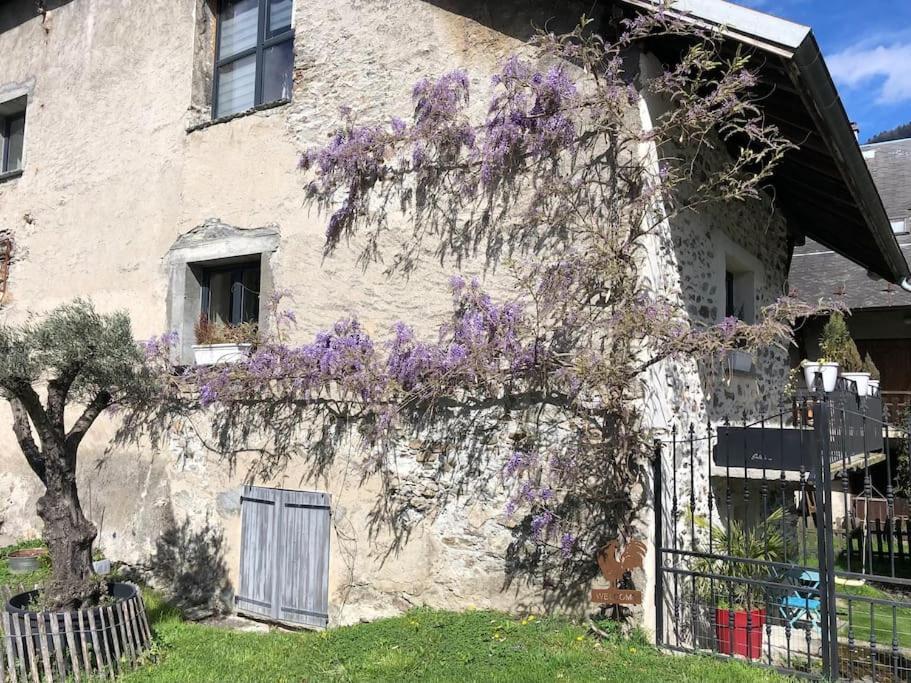 La Tour Charmant Tres Bien Situe Minimum 2 Nuits Merci Tours-en-Savoie Exterior photo